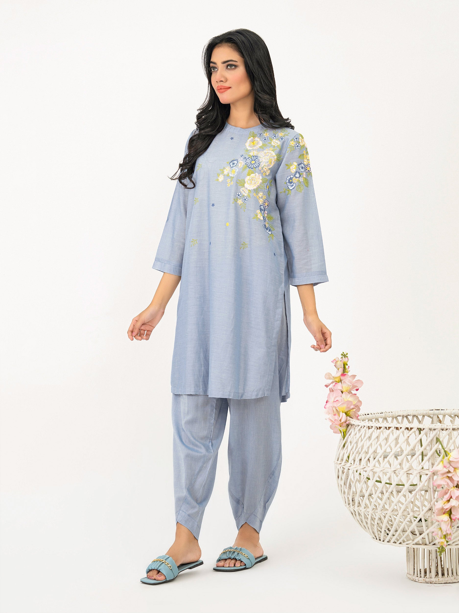 2  Piece Yarn Dyed Suit-Embroidered(Pret)